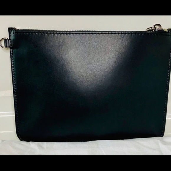 Givenchy pouch - Picture 2 of 5